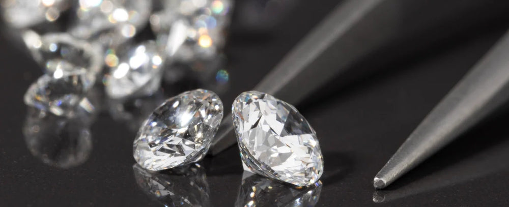 How to assess diamond clarity? Learn the 4Cs method