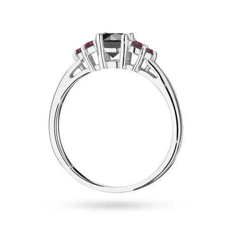 Prsteň z bieleho zlata 14k(585) s čiernym diamantom 0,50 ct a 6 rubínmi. Perfektný ako darček.