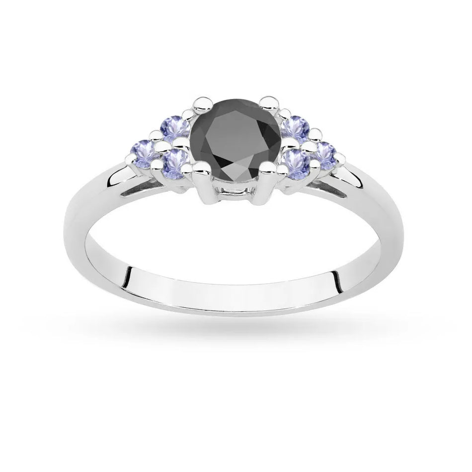 Prsteň z bieleho zlata 14k(585) s čiernym diamantom 0,50 ct a 6 tanzanitmi. Perfektný ako darček.