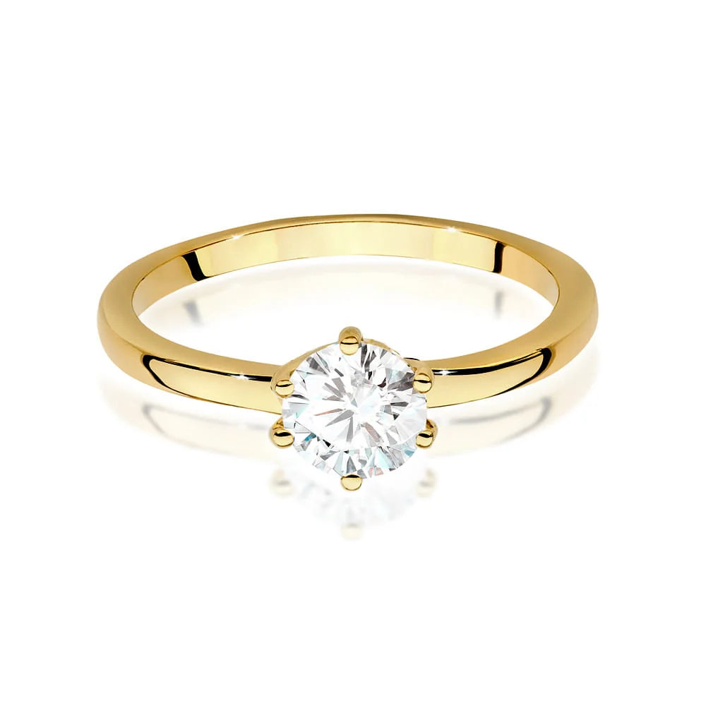 Prsteň zo žltého zlata 14k(585) s diamantmi o hmotnosti 0,70 ct. Je zabalený v elegantnej krabičke, ktorá je ideálna ako darček.