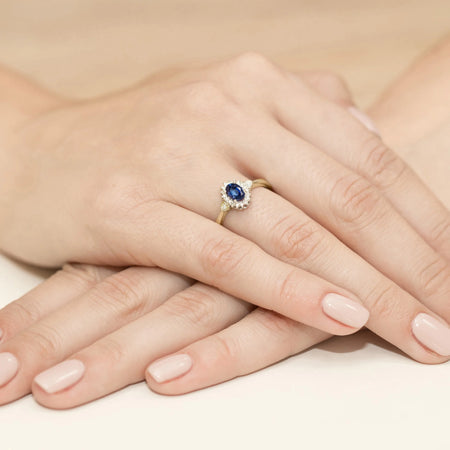 14K (585) Gold Ring | 0.70ct Sapphire and 0.10ct Diamonds| GREMARI Jewelry