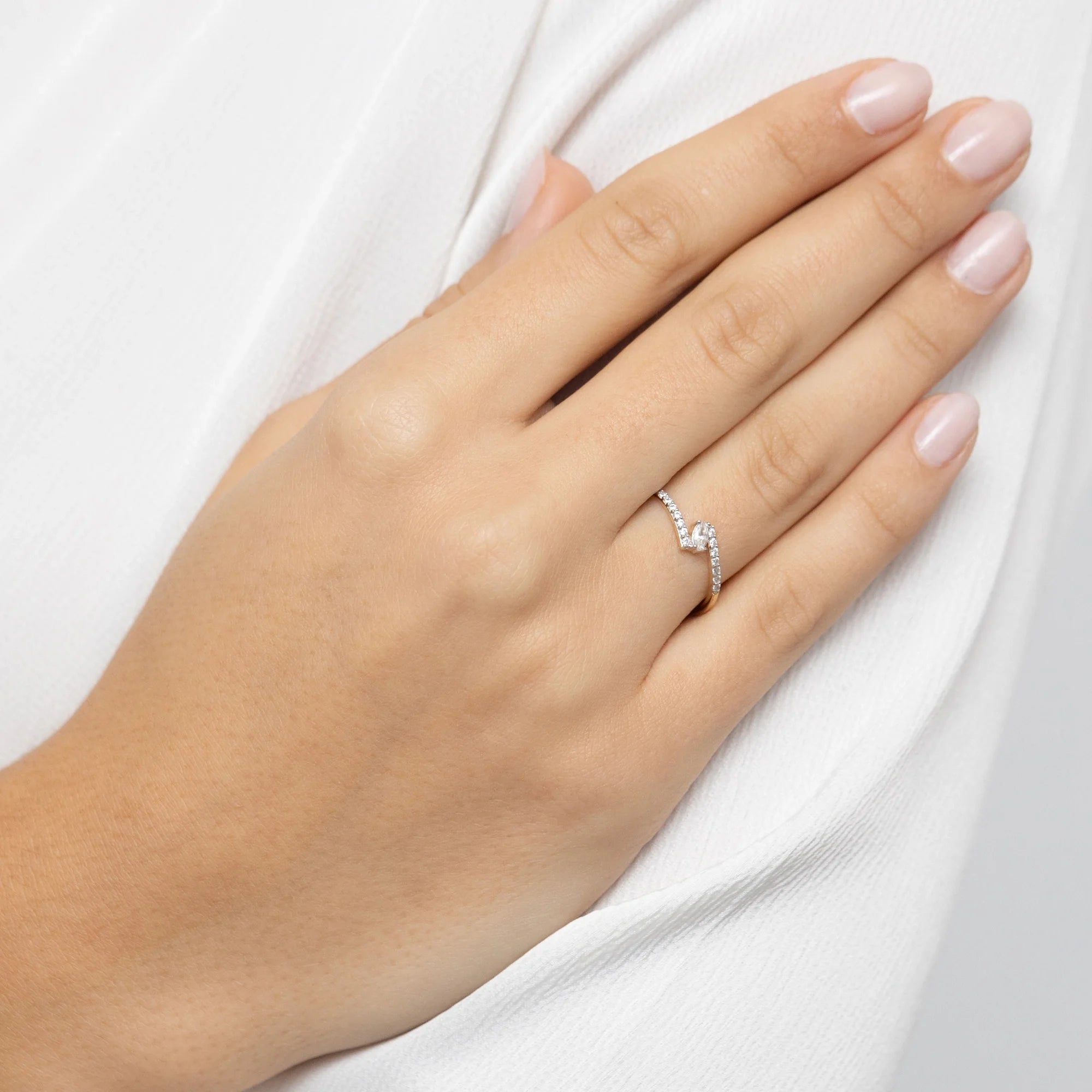 14k Gold (585) Ring | Set Zirconia | GREMARI Jewelry
