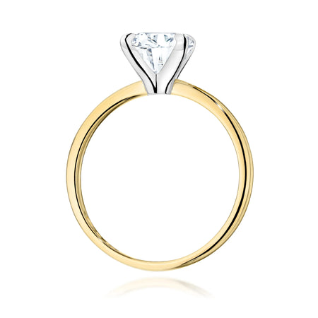 Gold 14k(585) ring with 2ct lab diamond.  Is packaged in an elegant box, which is perfect for a gift.