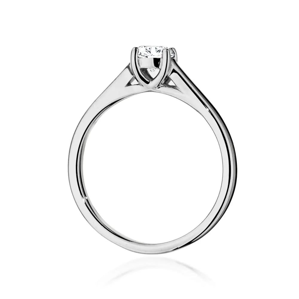 Prsteň z bieleho zlata 14k(585) s diamantom 0,40 ct. Perfektný ako darček.