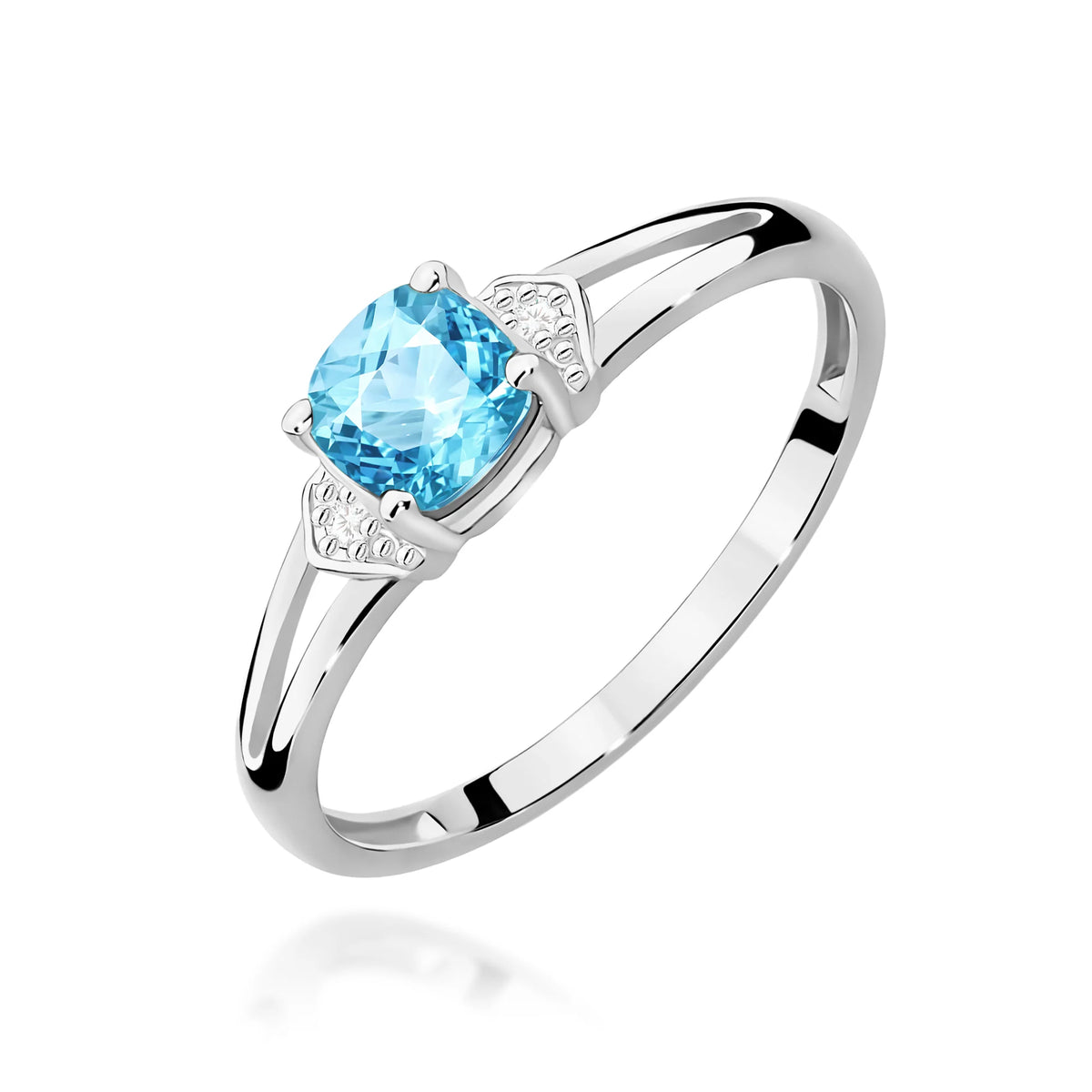 14k White Gold Ring | 0.70ct Topaz & 0.01ct Diamonds | GREMARI Jewelry