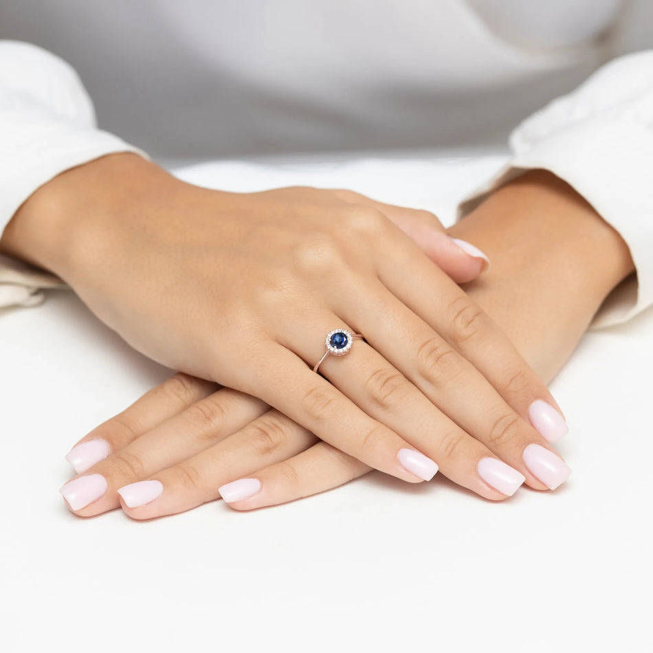 White Gold 14k(585) ring with 0,50ct sapphire.  Is packaged in an elegant box, which is perfect for a gift.