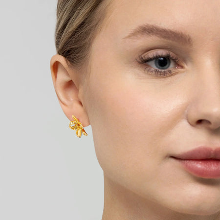 Náušnice zo striebra (925) pozlátené zlatom | Dizajn prepojených kvetov | GREMARI Šperky