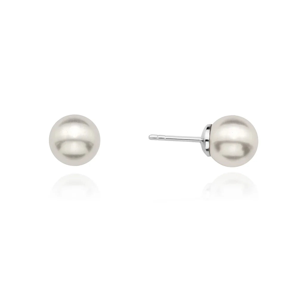 Klasické svadobné strieborné náušnice s 8 mm prírodnou perlou. Perfektné ako darček.