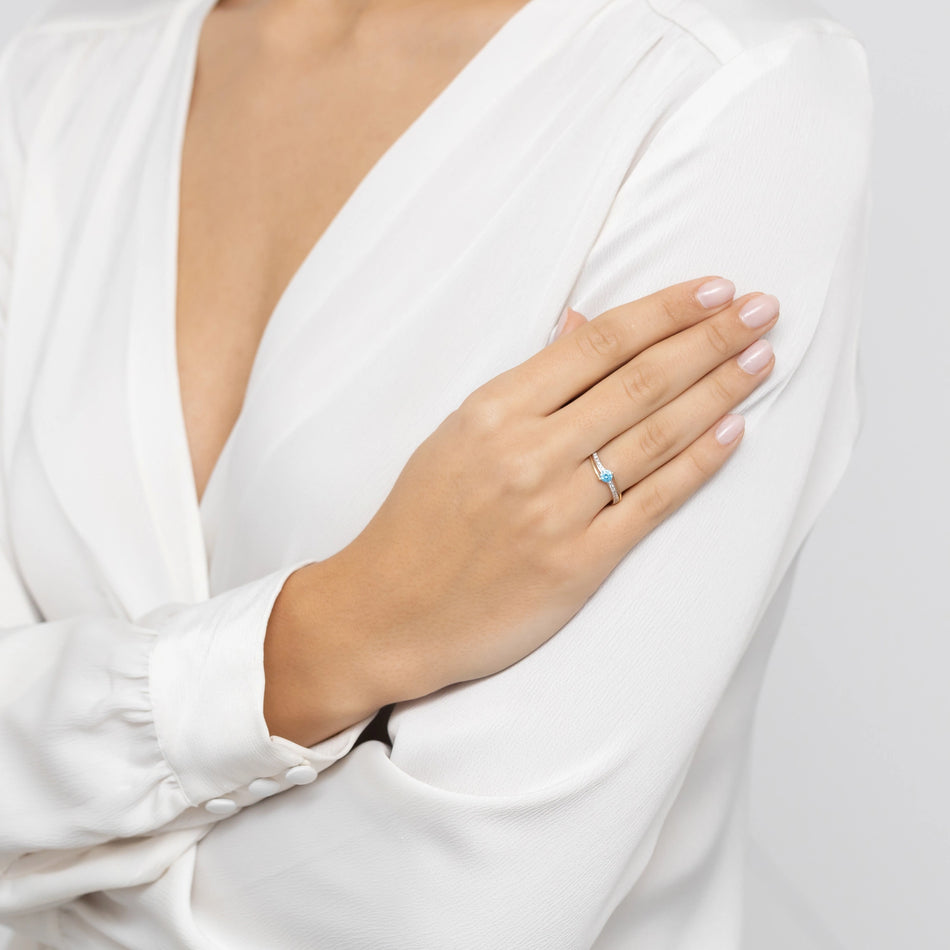 gold-ring-with-blue-zirconia-waves-ap167-585-n