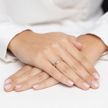 gold-ring-with-zirconia-leaves-ap169-585
