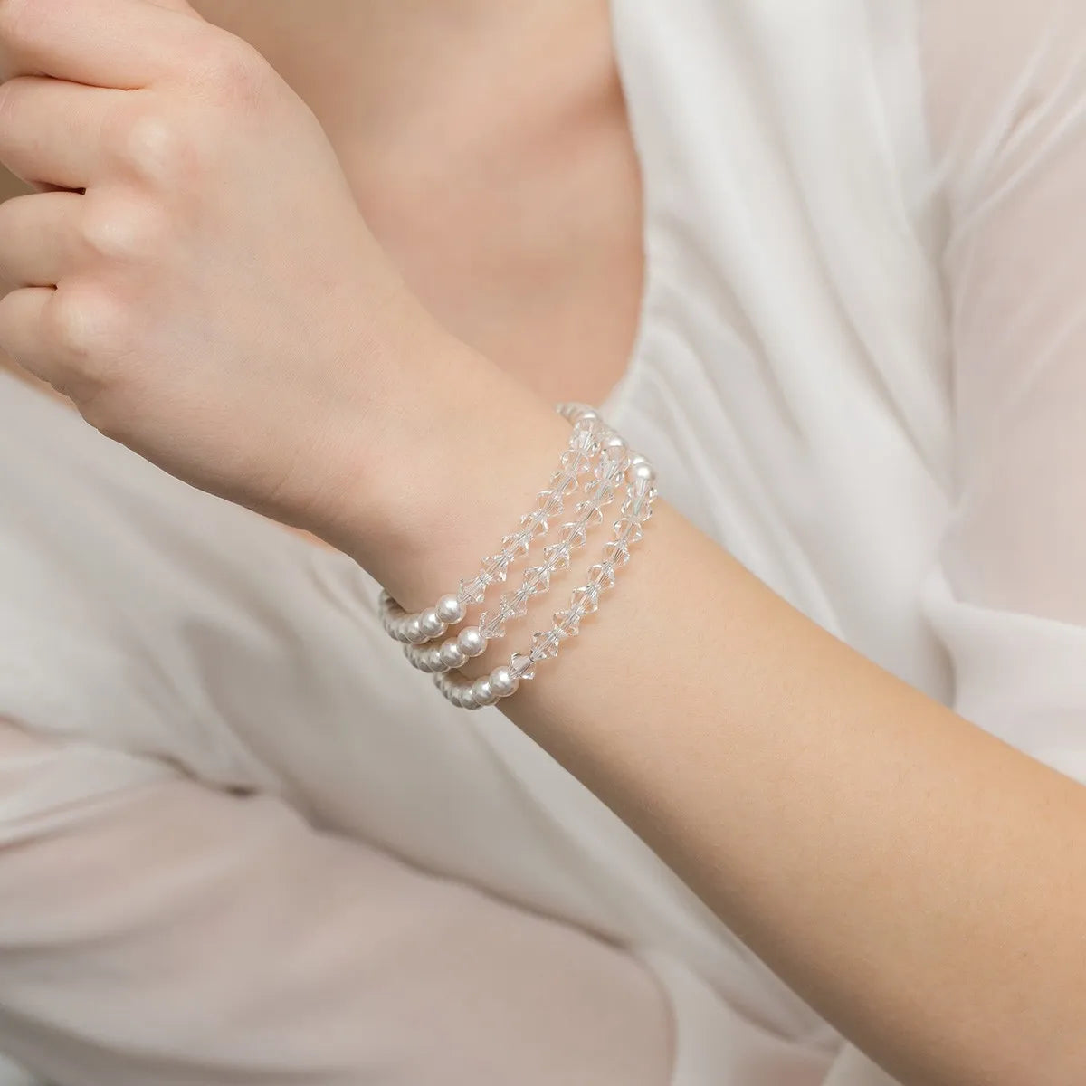 klasický-svadobný-strieborný-náramok-s-perlou-bw030