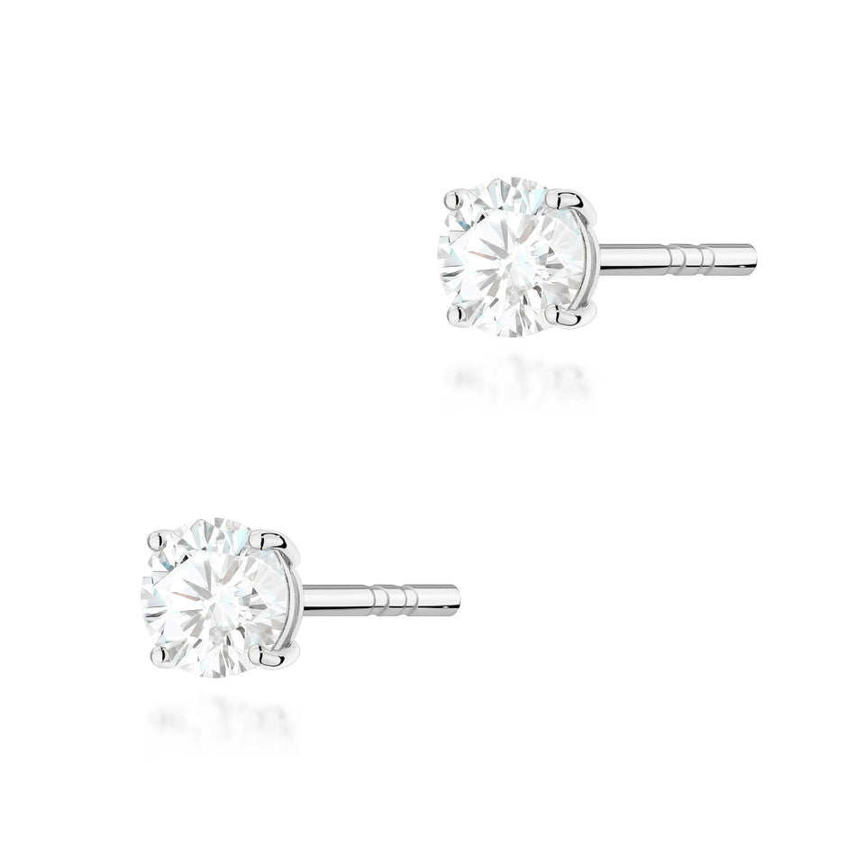 White Gold Stud Earrings with 2 × 0,30ct Round Diamonds | 585 (14k) White Gold Stud Earrings