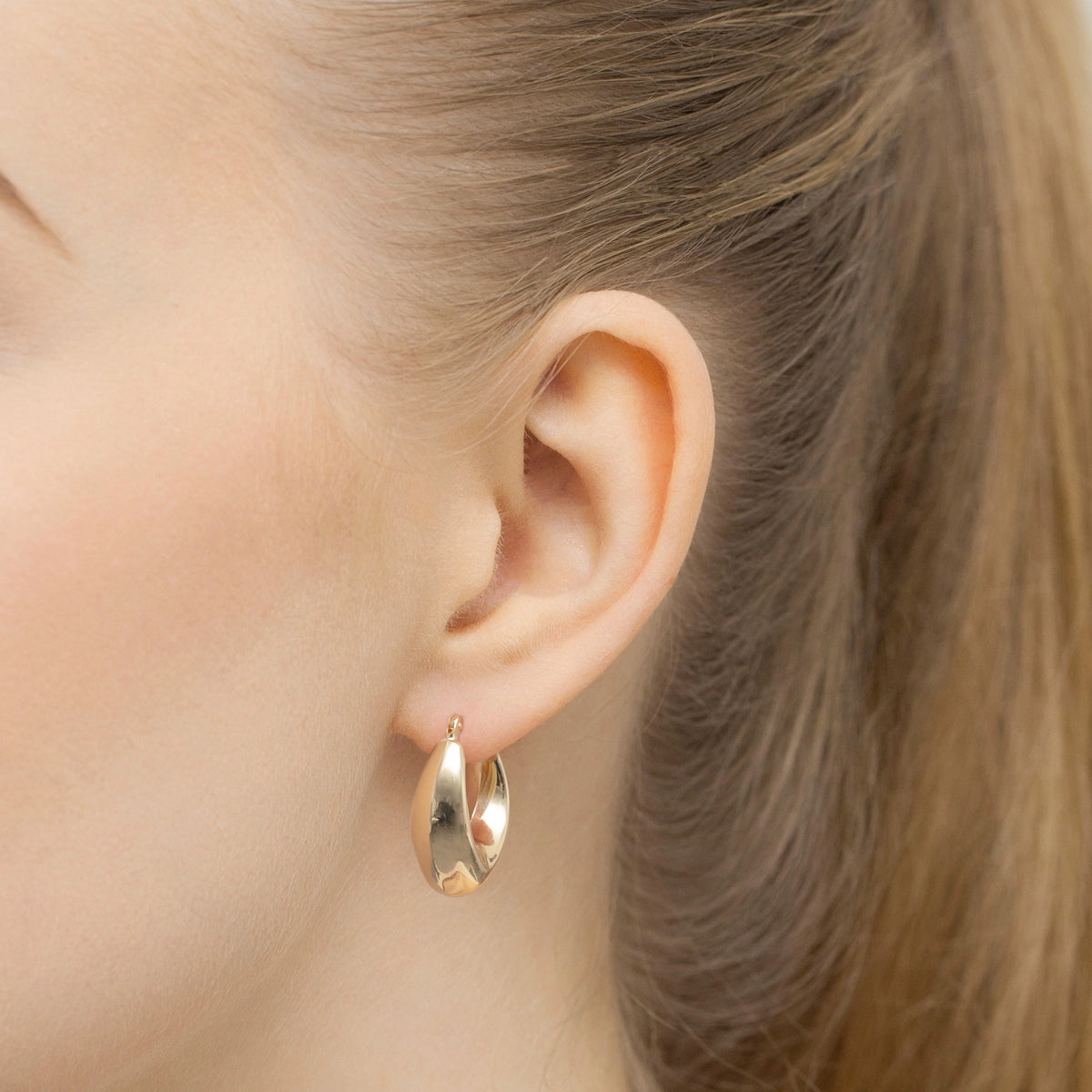 Yellow Gold Bold Teardrop Earrings with English Clasp | 585 (14k) Yellow Gold English Clasp Earrings