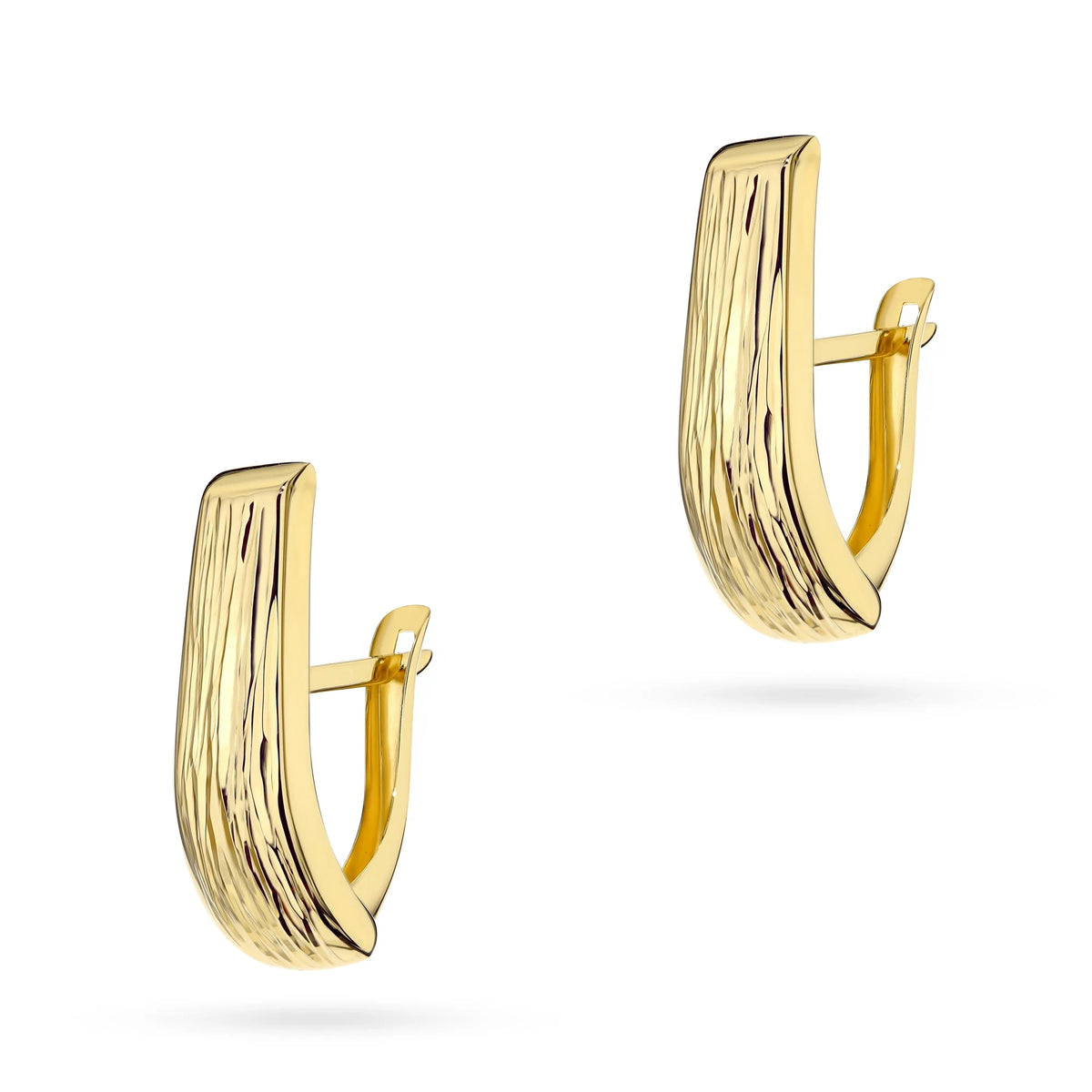 Yellow Gold Ridged Elongated Earrings | 375 (9k) Yellow Gold English Clasp Earrings