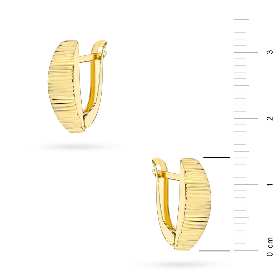 Yellow Gold Grooved Elongated Earrings | 585 (14k) Yellow Gold English Clasp Earrings