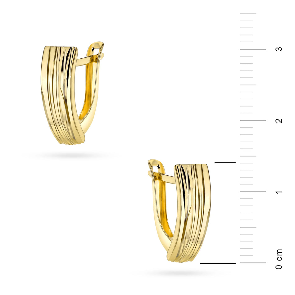 Yellow Gold Grooved Rectangular Earrings | 375 (9k) Yellow Gold English Clasp Earrings