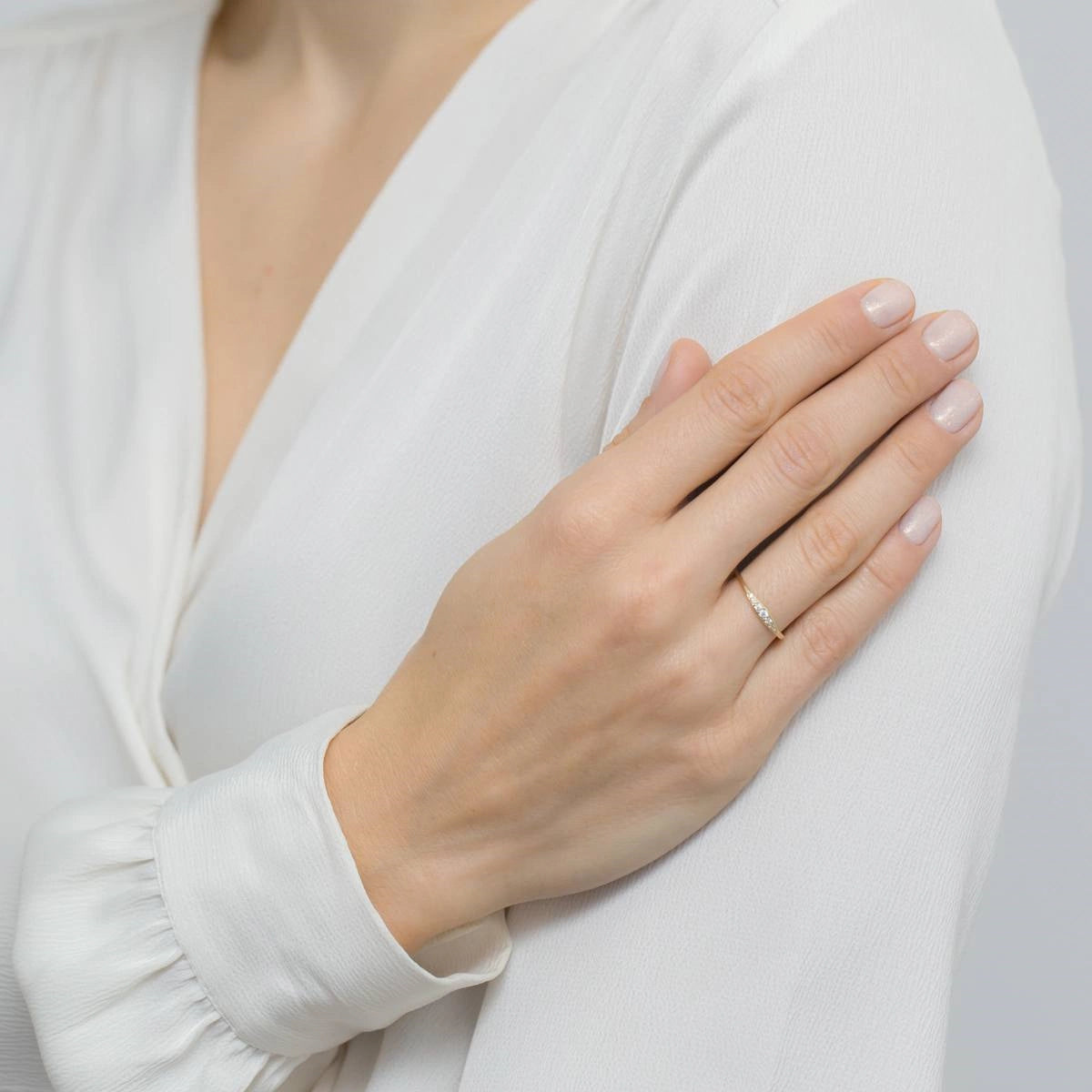 subtle-gold-ring-with-zirconia-ep131-585