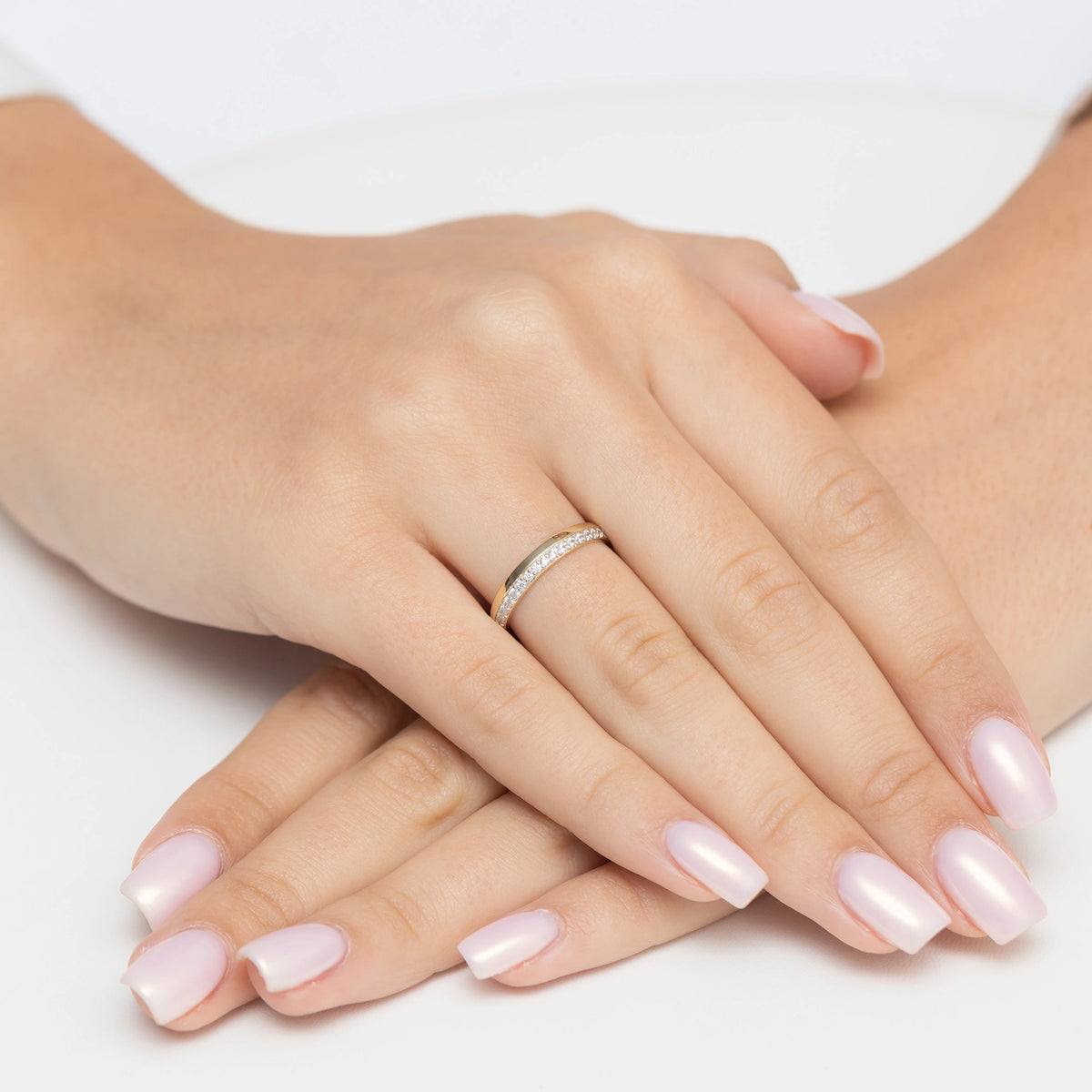 subtle-gold-ring-with-zirconia-ep167-585