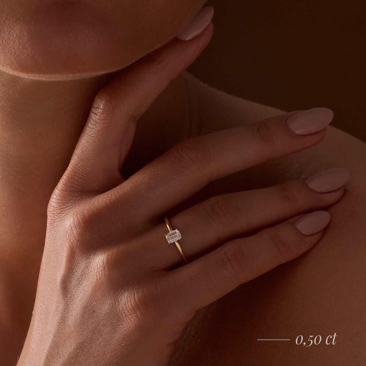 Gremari Seven Grace zásnubný prsteň zo žltého zlata s 0,24 ct lab-grown diamantom – Emerald