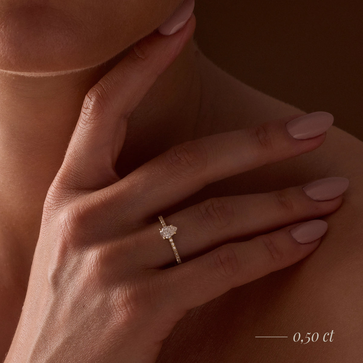 Gremari Seven Solis zásnubný prsteň z bieleho zlata s 0,15 ct lab-grown diamantom – Pear
