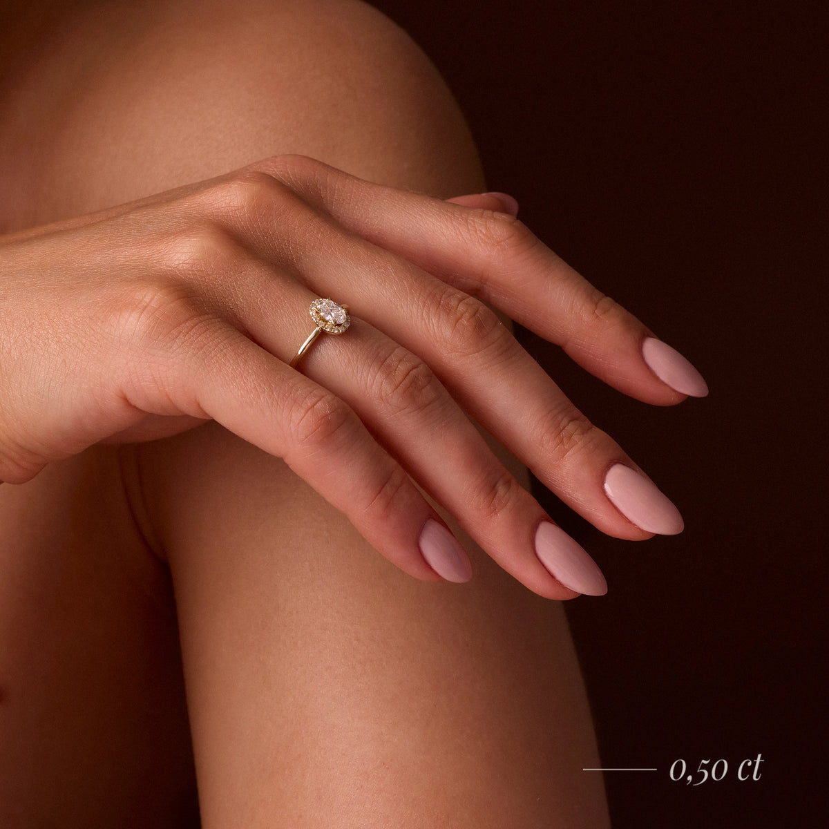 Gremari Seven Aura zásnubný prsteň zo žltého zlata s 1,00 ct lab-grown diamantom – Oval