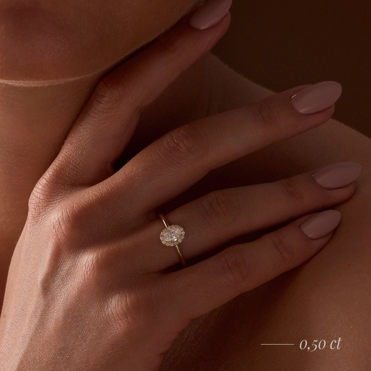 Gremari Seven Aura zásnubný prsteň zo žltého zlata s 1,00 ct lab-grown diamantom – Oval