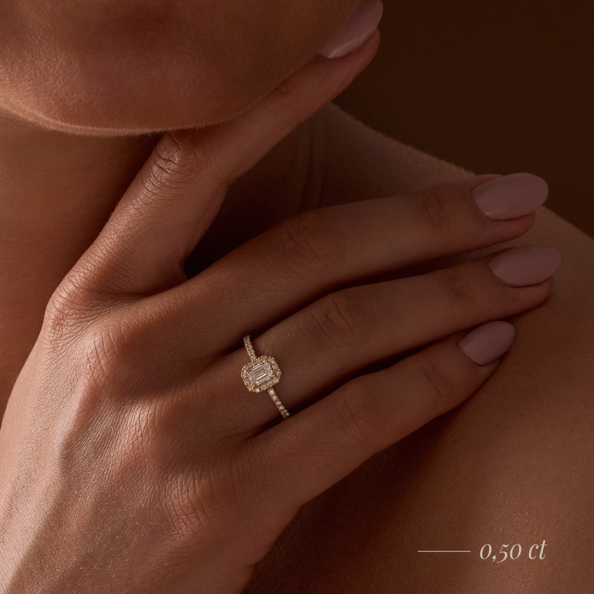 Gremari Seven Icon zásnubný prsteň zo žltého zlata s 0,15 ct prírodným diamantom – Emerald