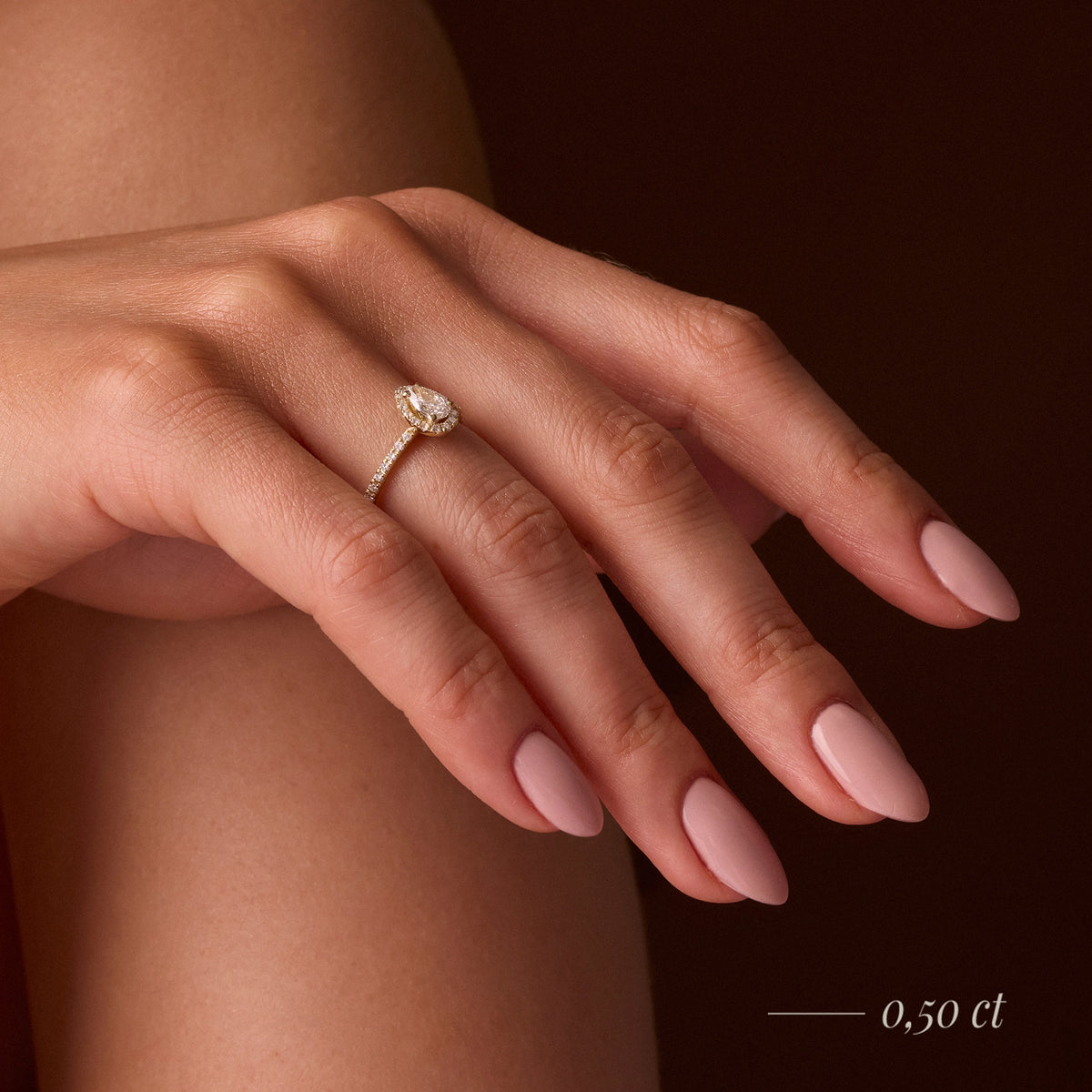 Gremari Seven Icon zásnubný prsteň z bieleho zlata s 0,30 ct lab-grown diamantom – Pear