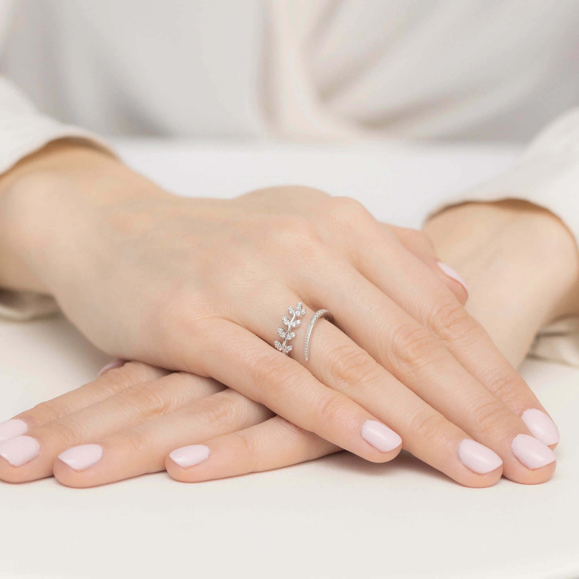 silver-ring-with-zirconia-jp076-925-bs