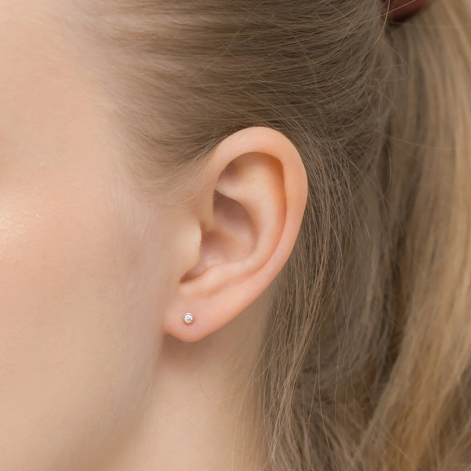 gold-stud-earrings-with-zirconia-k-gw-626-585