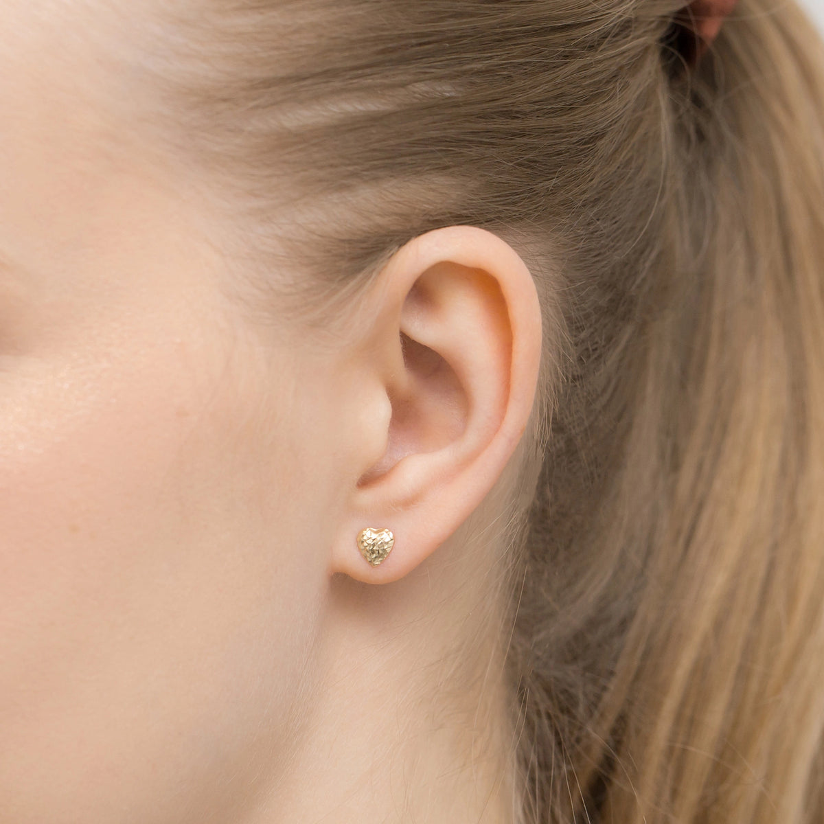 gold-stud-earrings-hearts-k-gw-781-585