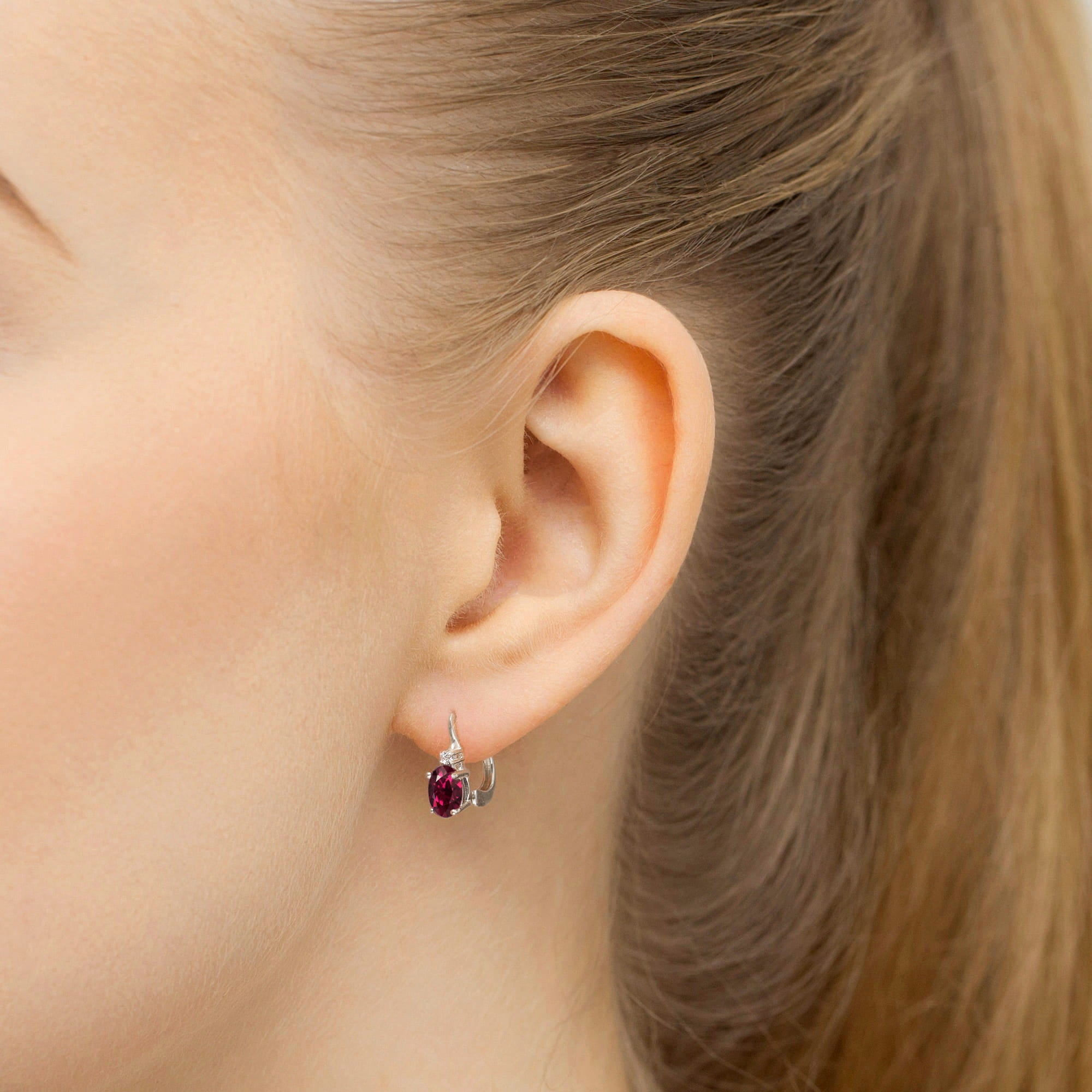 White Gold Earrings with 0.50 ct Rhodolite and Diamonds | 585 (14k) White Gold English Clasp Earrings