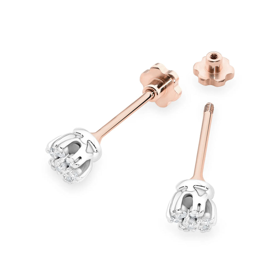 Zlaté náušnice s kvetmi zo 0,20 ct diamantov