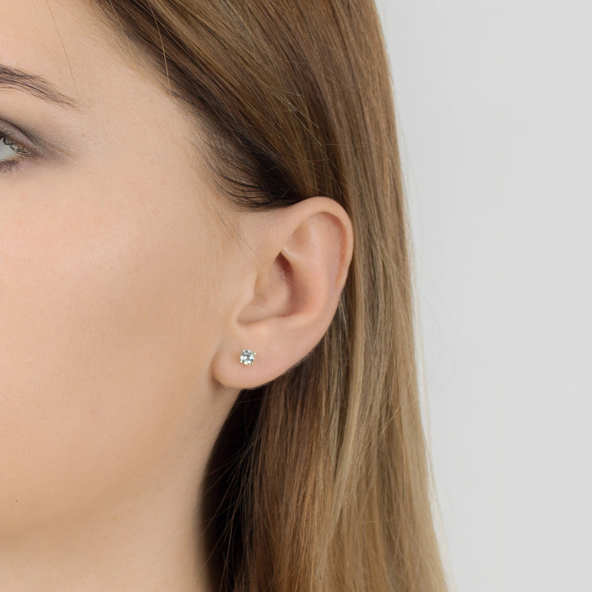 gold-earrings-with-zirconia-k044-585