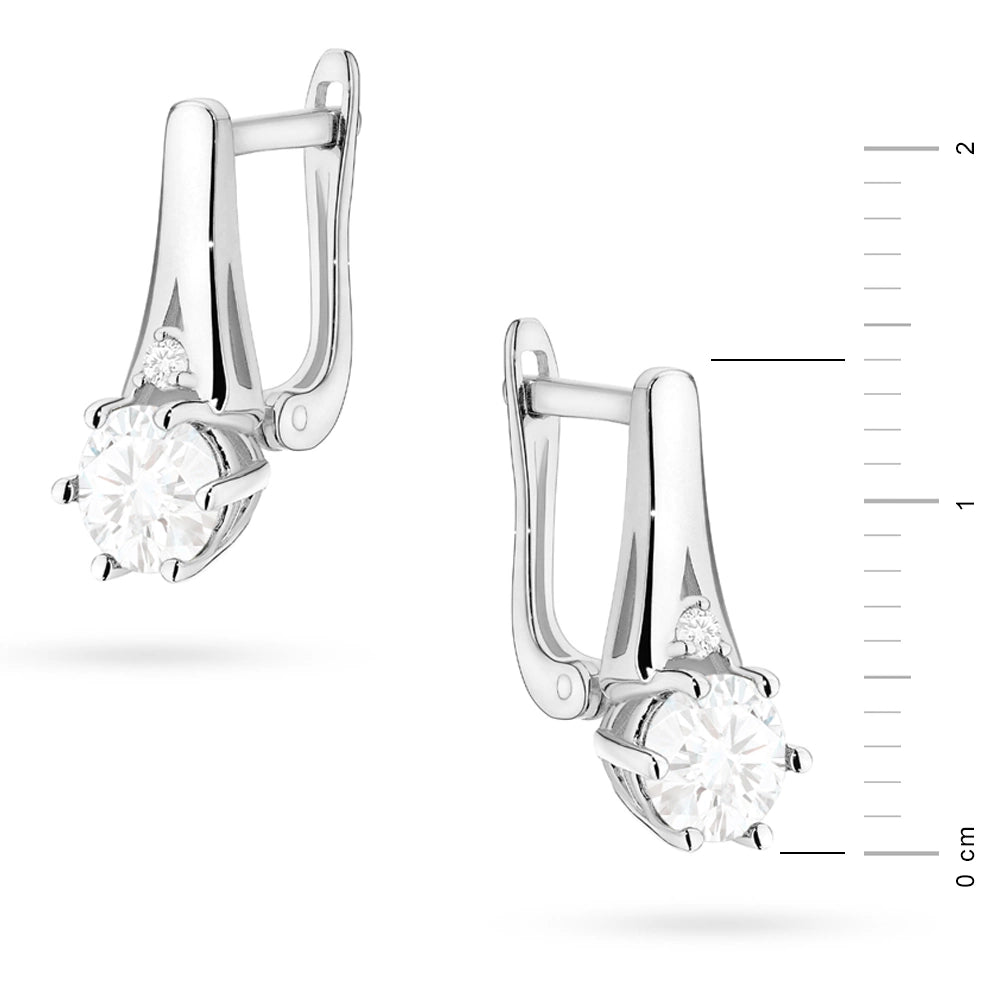 zlaté-náušnice-s-2-x-0,60ct-bielymi-safírmi-a-0,029ct-doplnkovými-diamantmi-k0572-saw-01