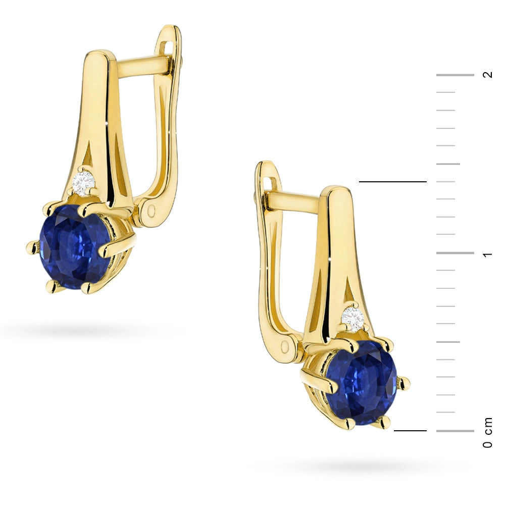 zlaté-náušnice-s-2-x-0,50ct-safírmi-a-0,029ct-doplnkovými-diamantmi-k0572-sab-01