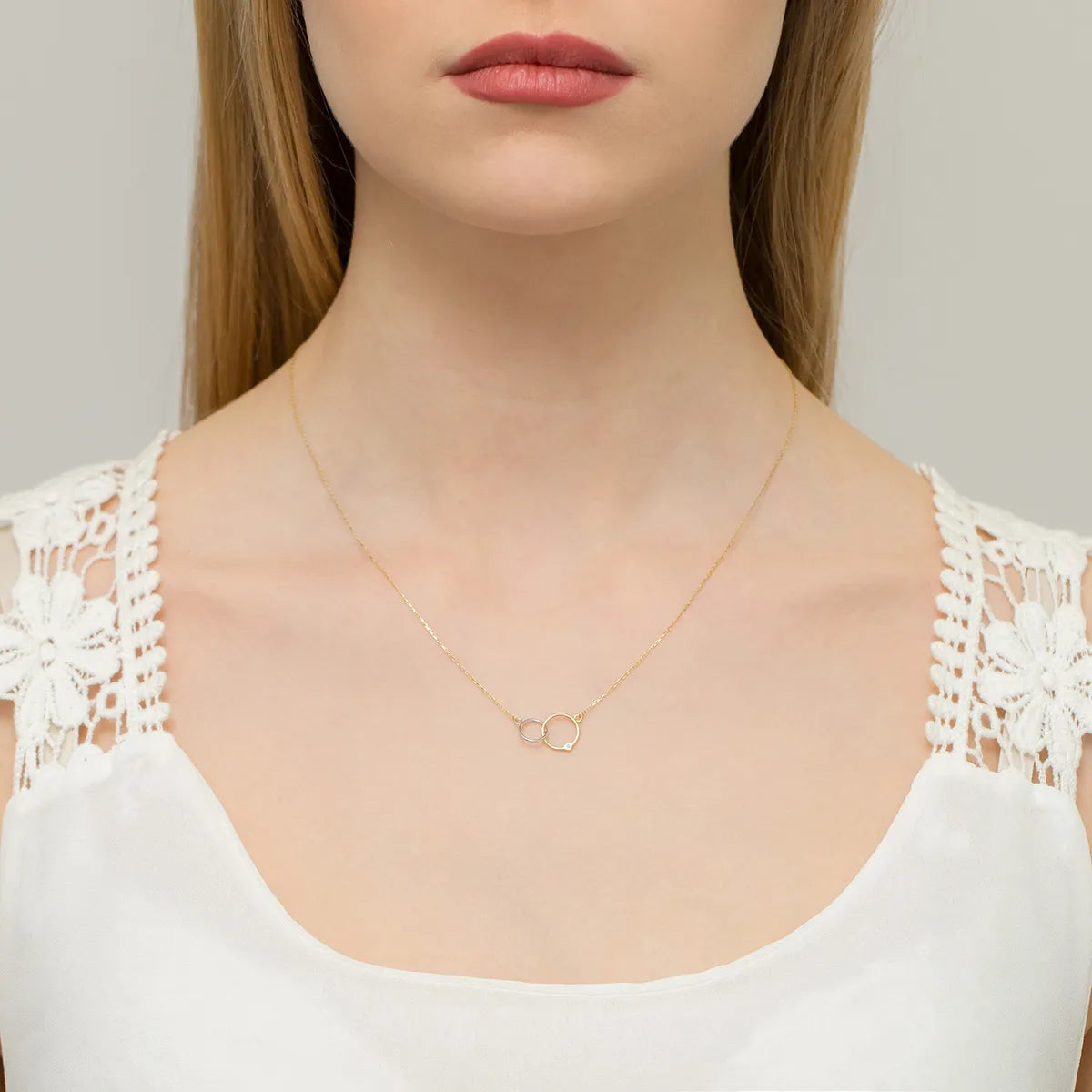 zlatý-náhrdelník-s-diamantom-0-015ct-n0047-diw-01