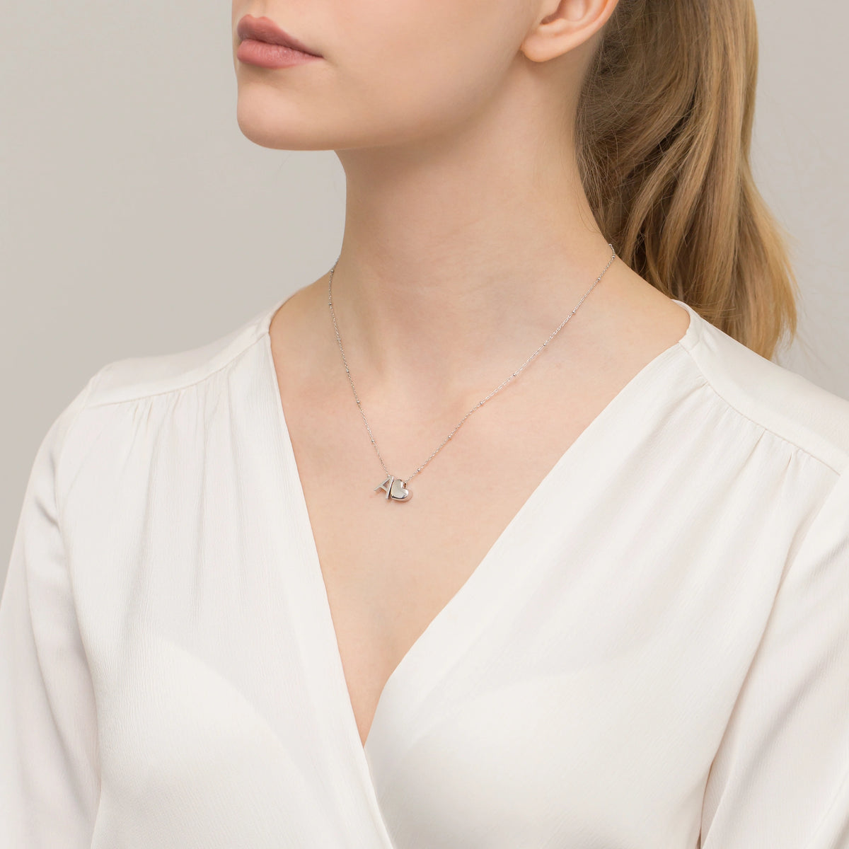 strieborný-náhrdelník-písmeno-a-n072-925-s-a