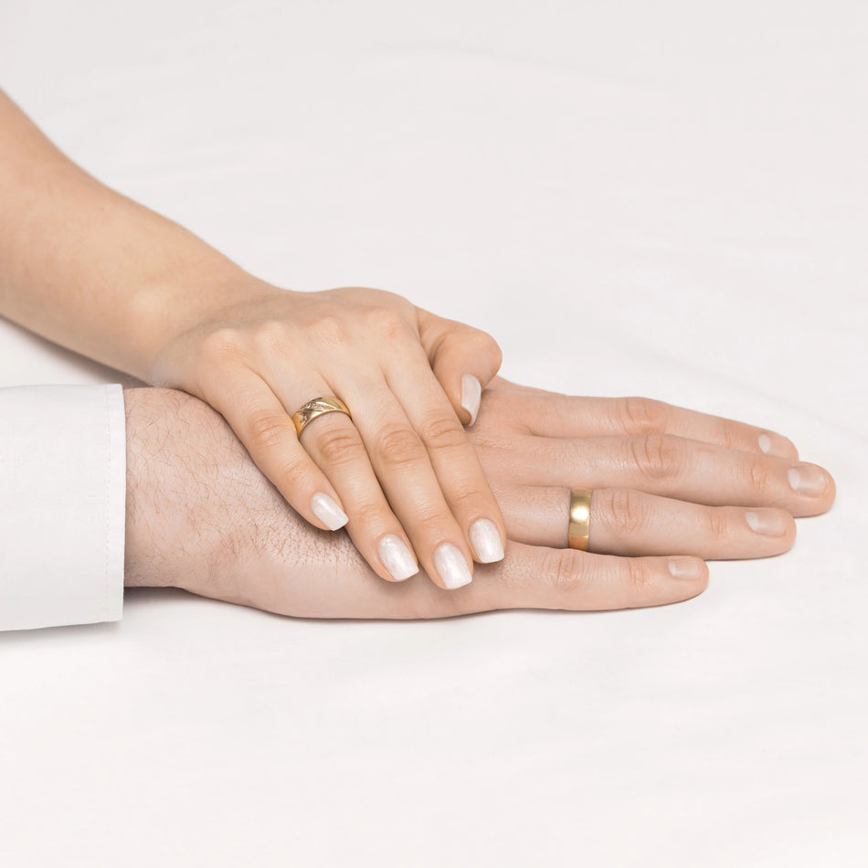 Zlaté svadobné obrúčky so zirkónmi, leštené, 6 mm