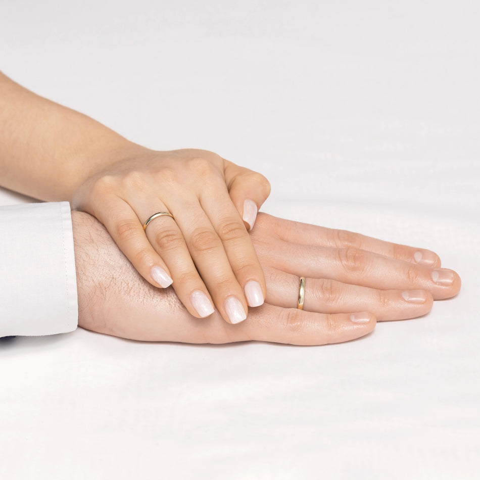 Klasický polguľatý jednoduchý zlatý svadobný prsteň 2 mm