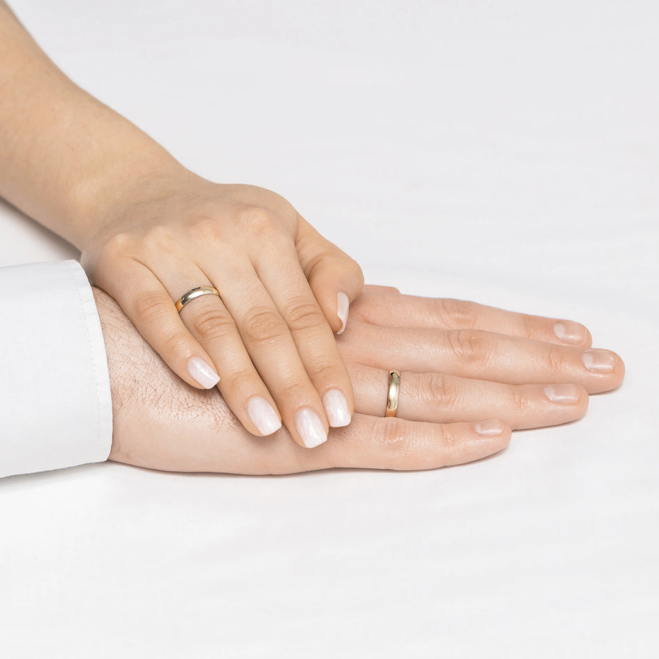 Klasické polguľaté zlaté obrúčky na svadobné prstene 3 a 4 mm