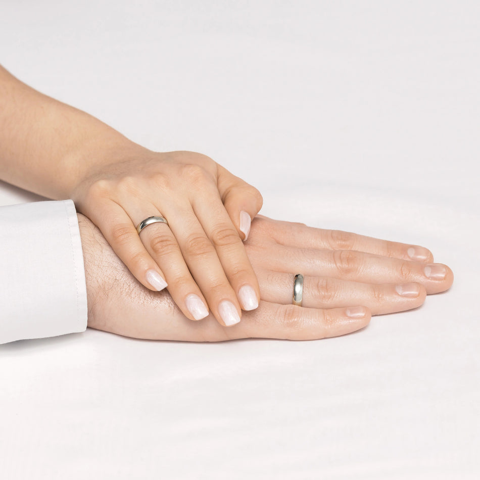 Klasické polguľaté svadobné obrúčky z bieleho zlata 4 a 5 mm