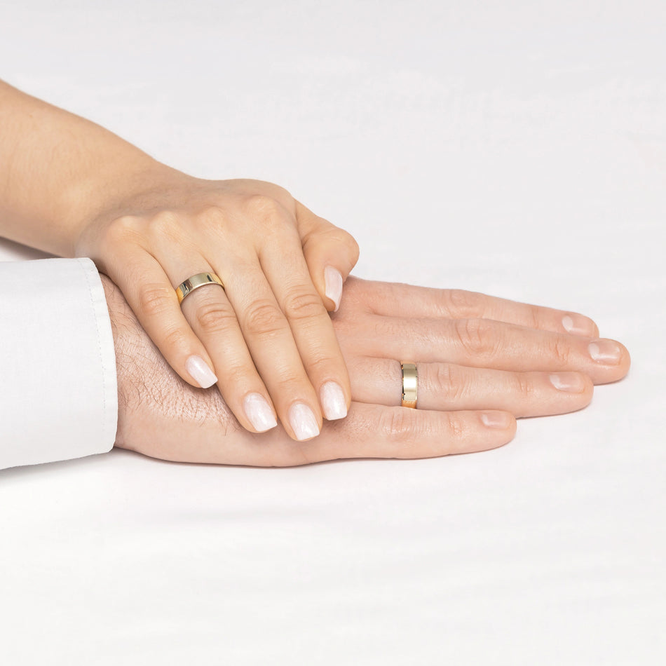 Klasický plochý fázovaný jednoduchý zlatý svadobný prsteň 6 mm