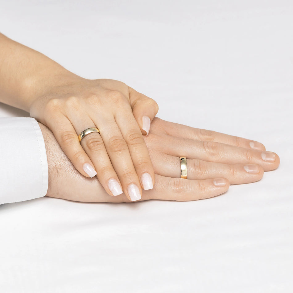 Klasické mierne zaoblené zlaté obrúčky 4 a 5 mm