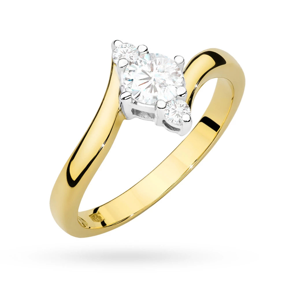 gold-ring-with-0-60ct-white-sapphire-and-diamonds-p038-585-bs0-60