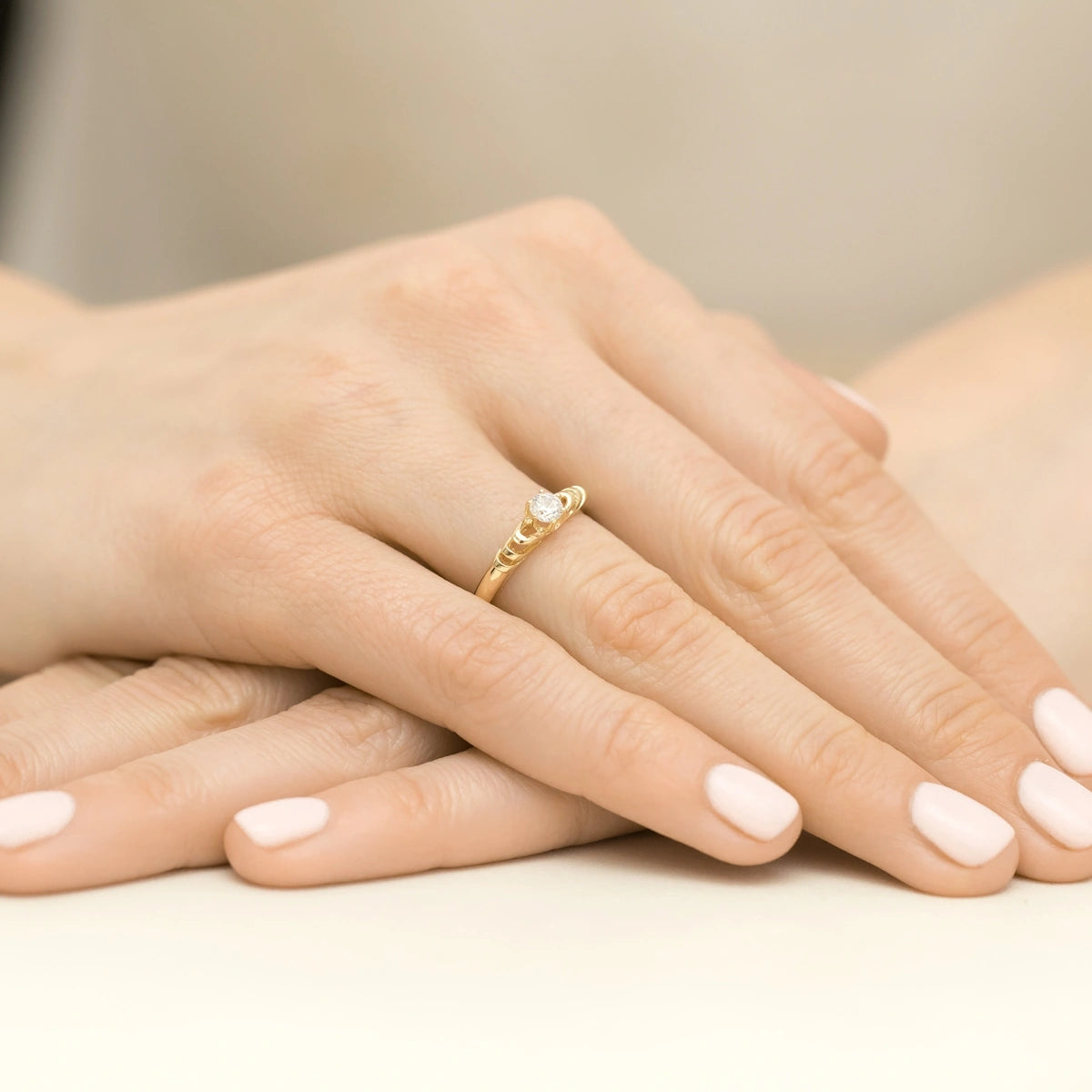 zlatý-prsteň-s-diamantom-0-15ct-p039-585-b0-15