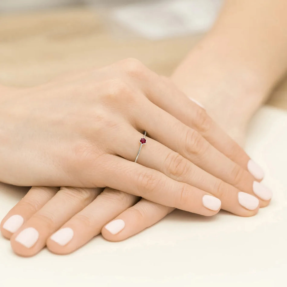 zlatý-prsteň-s-0-15ct-rubínom-p040-585-r0-15