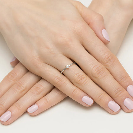 gold-ring-with-0-10ct-diamond-p129-585-b0-10