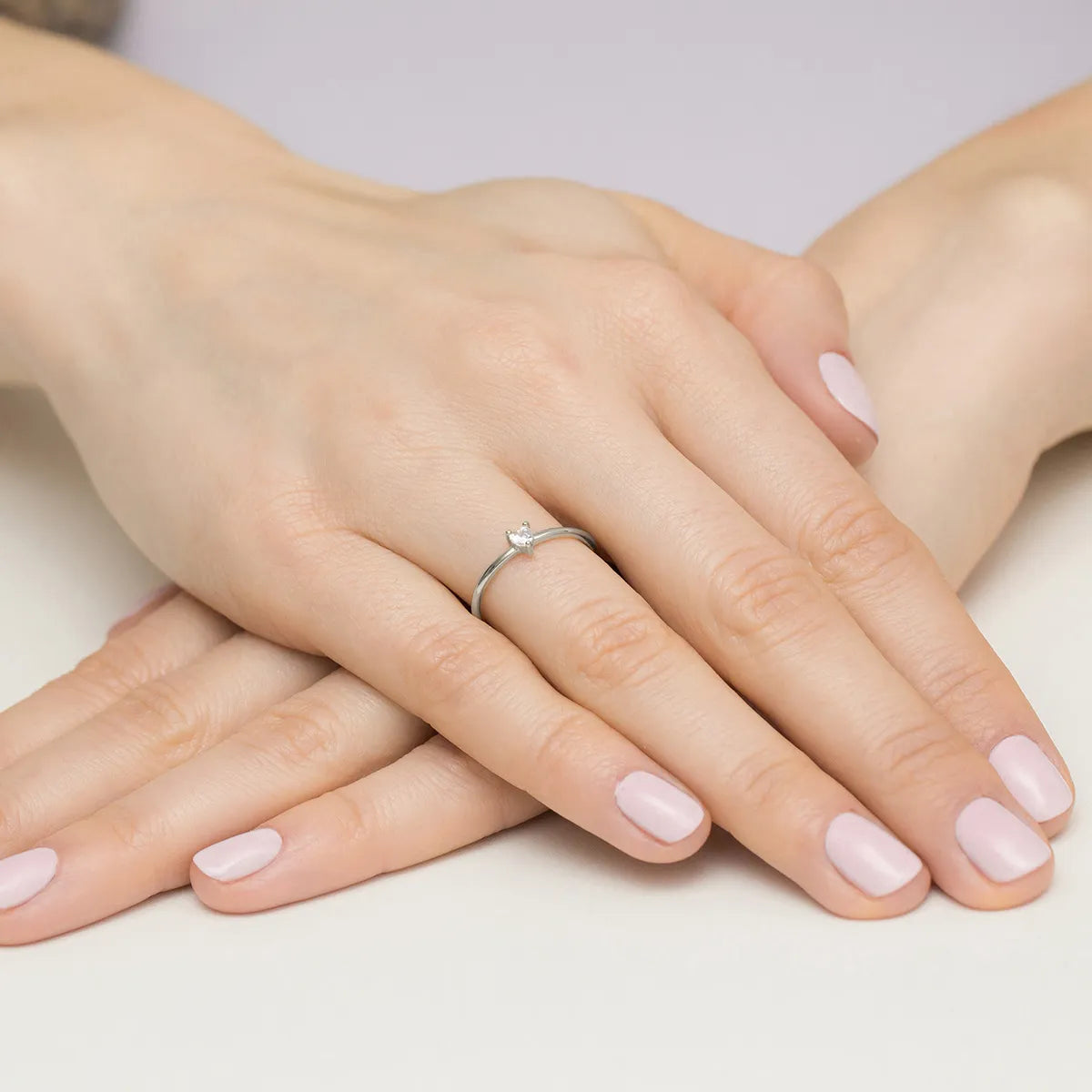 zlatý-prsteň-s-diamantom-0-10ct-p129-585-b0-10