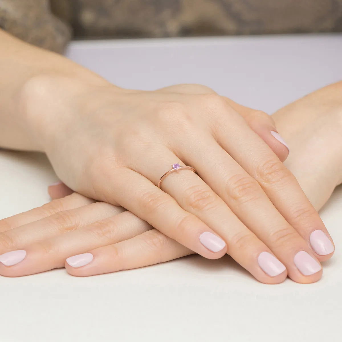 gold-ring-with-0-10ct-amethyst-p129-585-a0-10